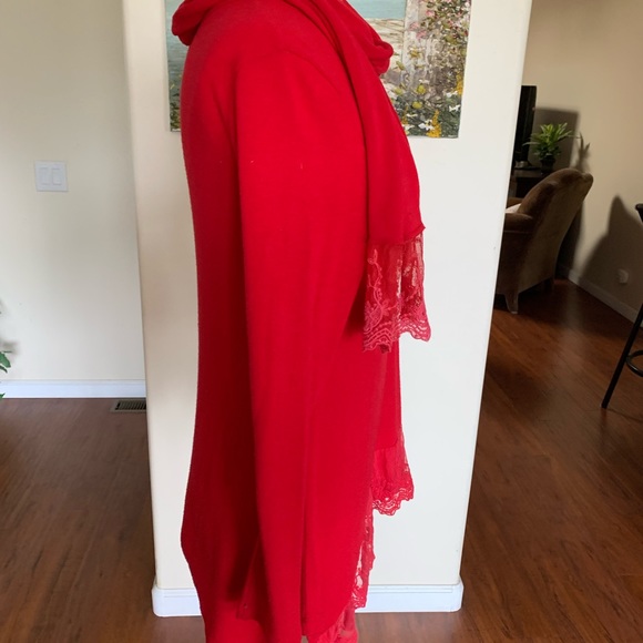 BUNDLE 2 OR MORE FOR THIS Tunic with matching scarf. - Picture 5 of 5